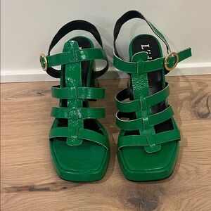 CHUNKY HEEL, STRAPPY, COMFORTABLE GREEN SANDALS